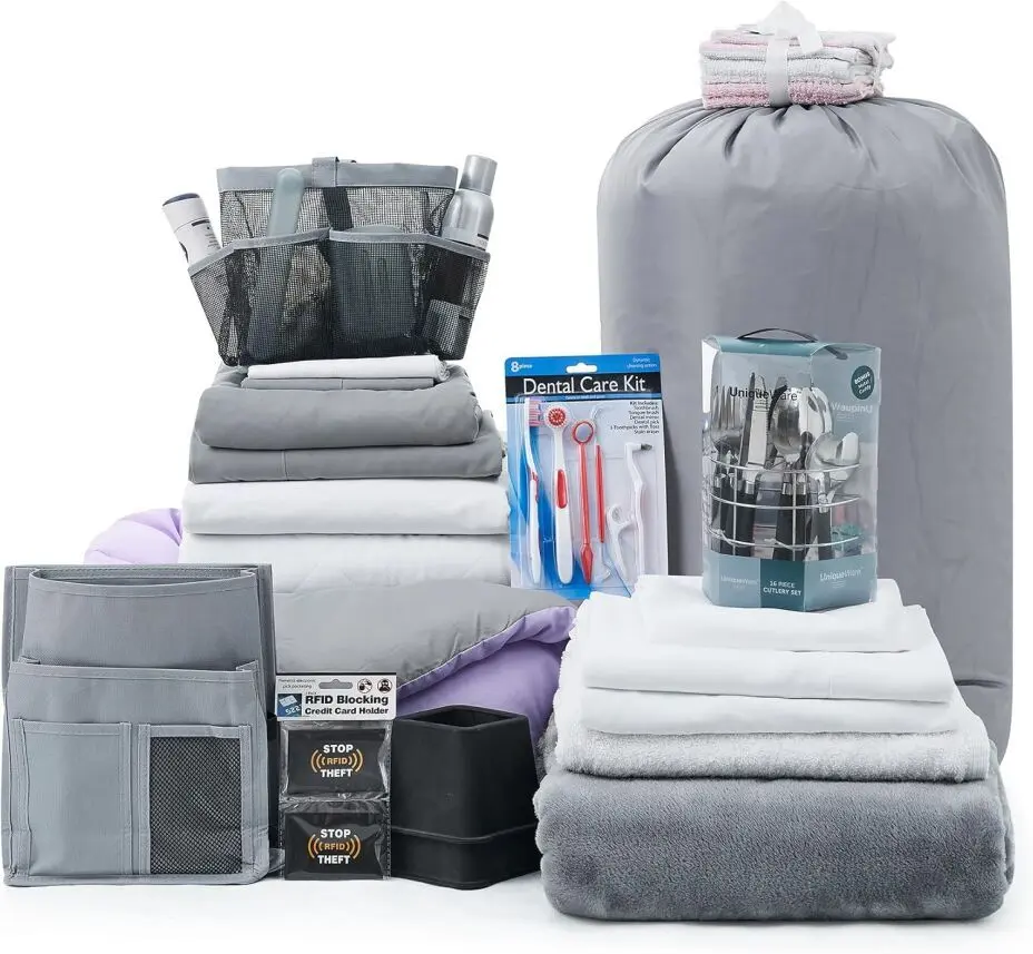 Amazon Basics Dorm Essentials Kit