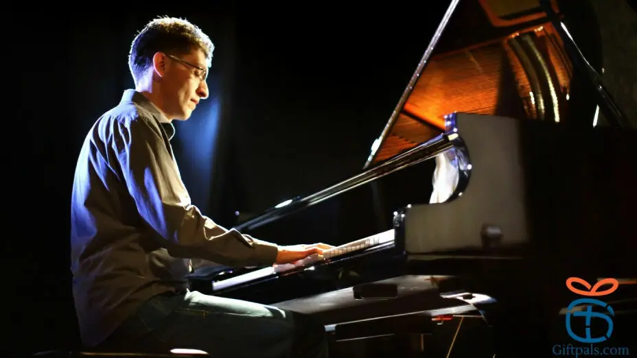 Top Gift Guide For Piano Players 2024