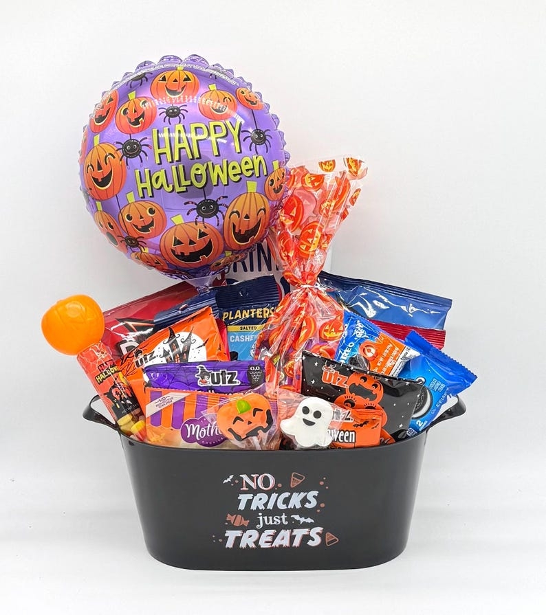 Halloween Snack Gift Bucket – Candy Variety Box