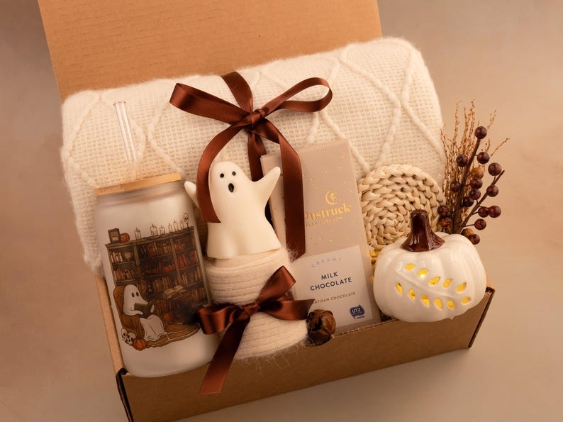 Halloween Boo Box for Her – Cozy Pumpkin Fall Gift Set 