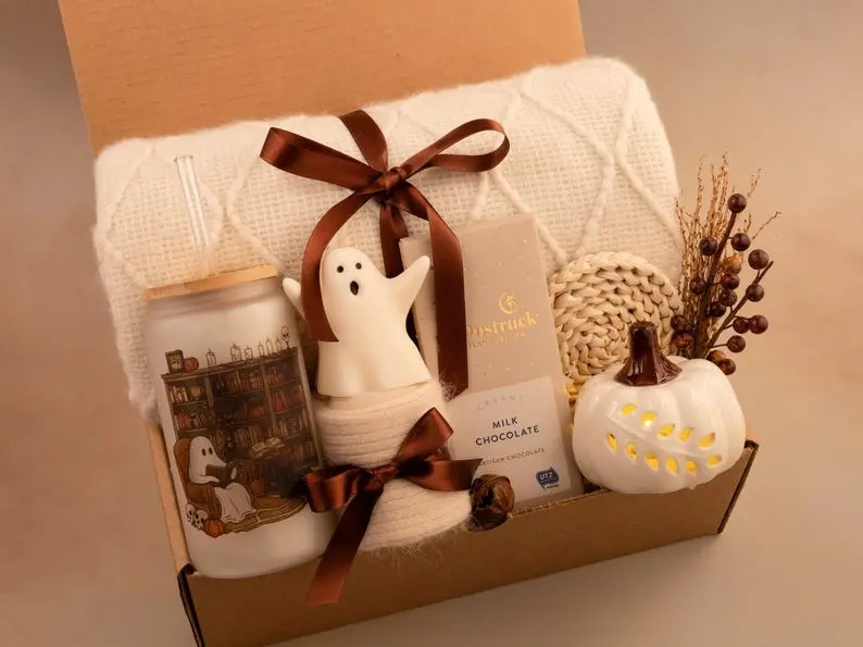 Halloween Boo Box for Her – Cozy Pumpkin Fall Gift Set 