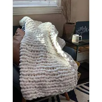 EASTSURE Chunky Knit Luxury Throw Blanket Soft Polyester Chenille Bulky Blankets for Cuddling up in Bed, on The Couch or Sofa - Large Cable Blanket (White) 50"x60"