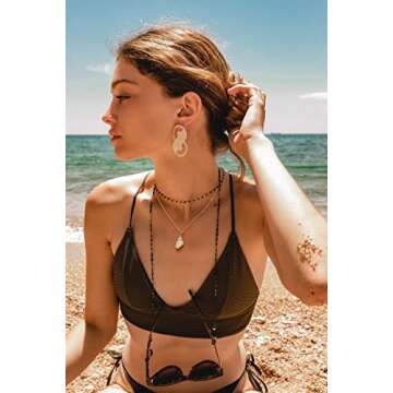 POTESSA Boho Seashell Pendant Necklace for Women Natural Beach Conch Adjustable Chain Necklace Hawaiian Jewelry