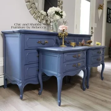 Dixie Belle Yankee Blue Chalk Paint for DIY Furniture
