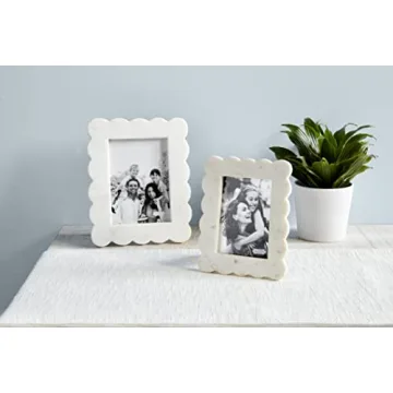 Elegant Mud Pie Scalloped Marble Frame for 4x6 Photos