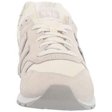 New Balance Men's 996 V2 Sneaker, Moonbeam/Sea Salt, 8