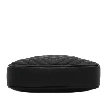 FashionPuzzle Chevron Quilted Crossbody Bag - Stylish & Practical