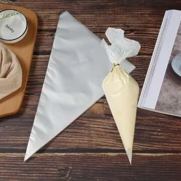 KPPTYTY Mini Piping Bags, Disposable 7.6in Small Piping Bags 100pcs, Pastry Piping Bags for Cream Frosting, Icing Bags for Cake and Dessert Decorations Cake Decoration and Desserts