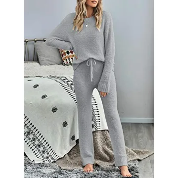 Luvamia Women's Fleece Pajama Set - Soft & Stylish Lounge Wear