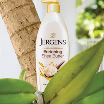 Jergens Shea Butter Lotion for Radiant, Hydrated Skin
