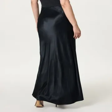 Chic Women’s Alya Silky Slip Maxi Skirt in Navy and Burgundy