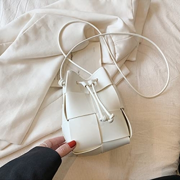 mothgel Women's Elegant Woven Bucket Bag for Stylish Women