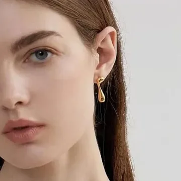 Chic Irregular Waterdrop Earrings for Everyday Elegance