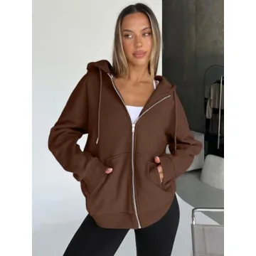 Trendy Queen Women's Zip-Up Hoodie for Cozy Winter Style