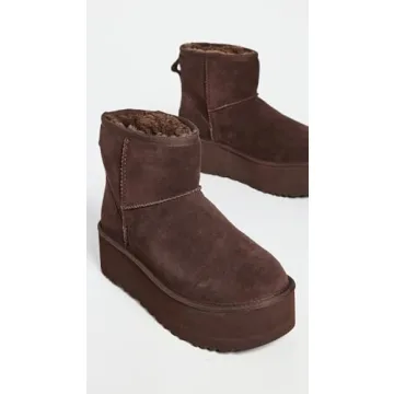 UGG Classic Mini Womens Platform Boot for All-Day Comfort