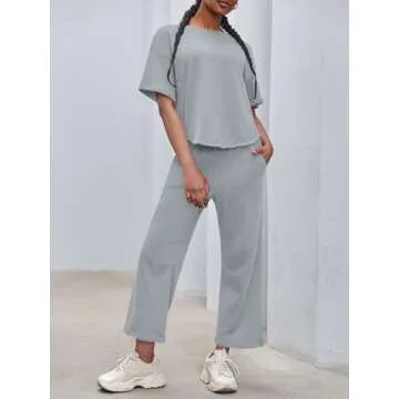 Fisoew Womens Stylish Workout Tracksuit Set with Pockets