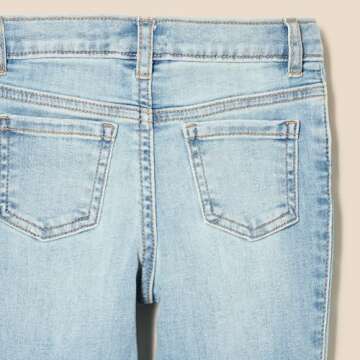 Amazon Essentials x Sofia Grainge Toddler Boys' Straight Fit Jeans, Light Indigo Wash, 2T
