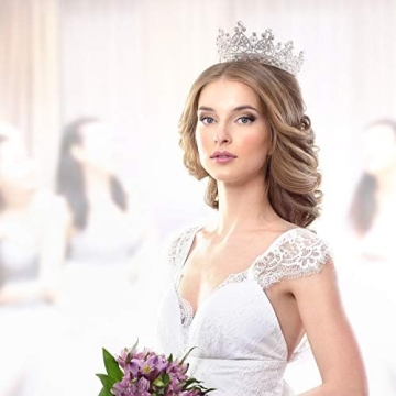 Makone Crystal Queen Crown for Women - Perfect for Celebrations