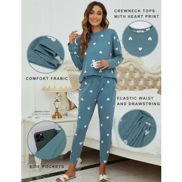 Cute Women's Pajama Set with Heart Print and Pockets