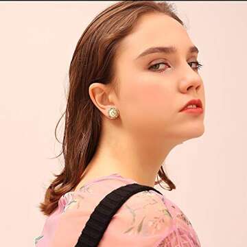 Letter C Earrings for Women - C Stud Earrings，Gift for Birthday, Thanksgiving, Mother's Day, Casual or Daily Wear