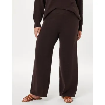 Staples Women's Super Soft Pull on Pants for Comfort