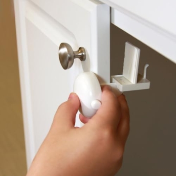 Qdos Safety Adhesive Double Door Cabinet Lock for Home