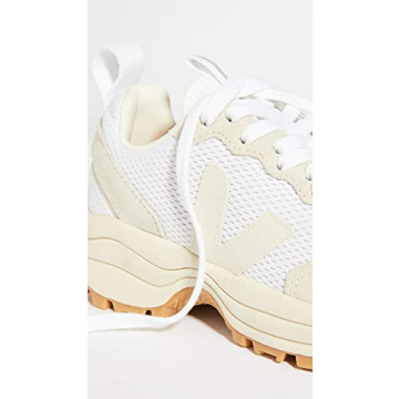 Shop VEJA Women's Venturi Sneakers - Stylish & Eco-Friendly
