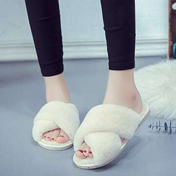 Womens Fuzzy Slippers Sandals Leopard Plush Open Toe Faux Fur Fluffy House Flats Slippers Cross Band Soft Warm Comfy Cozy Bedroom Slide Slippers (US 6-7, Beige)