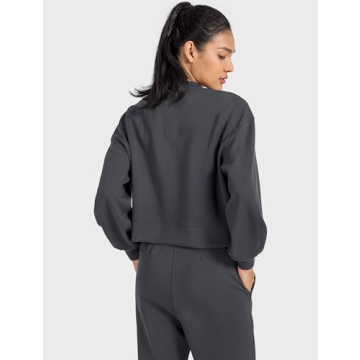 Women’s Crewneck Cropped Sweatshirt for Style and Comfort