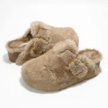 Project Cloud Clogs: Comfort and Style for Women