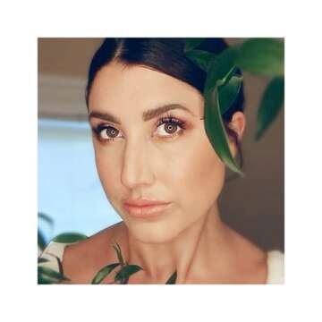 Hanalei Matte Bronzer Face Powder - Cruelty-Free, Paraben-Free - Lightweight Contour Powder for Natural Sun-Kissed Glow - 5g