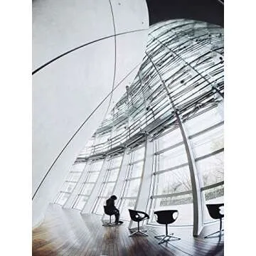 Moment Fisheye Lens - 15mm Attachment Lens for iPhone Pixel Galaxy OnePlus Phones