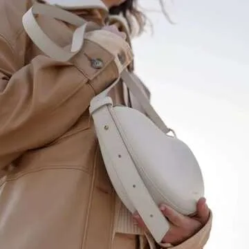 Chic Women Leather Dumpling Bag for Stylish Versatility