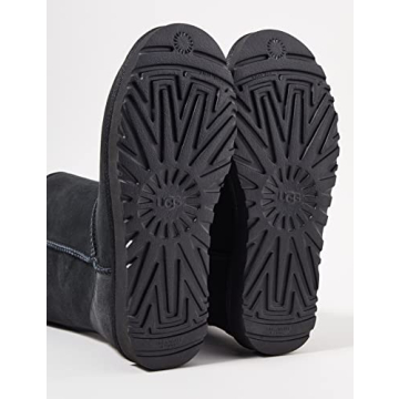 UGG Women's Classic Short II Boot - Warm & Stylish Comfort