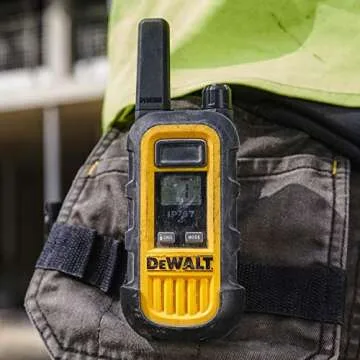 Dewalt DXFRS300 DXFRS300 1 W 22 Channels Heavy-Duty Walkie Talkies