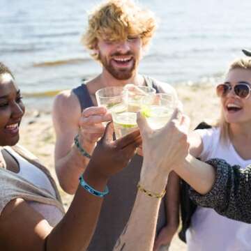 HyDren 24 Packs Camouflage Rubber Bracelets Camouflage Military Assorted Wristbands Green