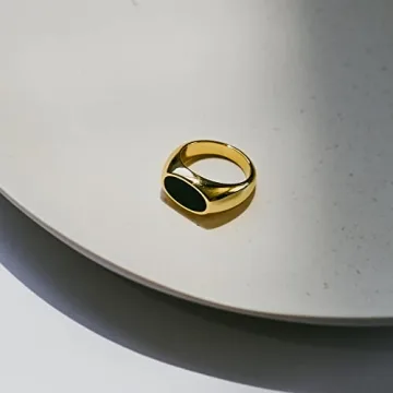 Black Enamel Oval Statement Ring | 18K Gold Plated