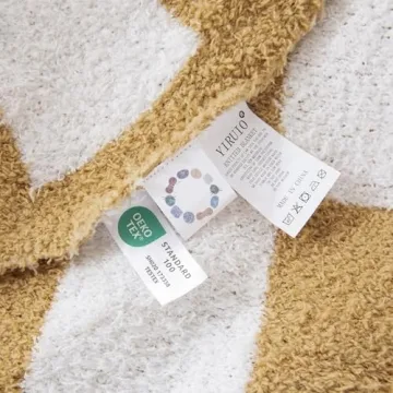 YIRUIO Checkered Chessboard Throw Blanket - Soft & Reversible