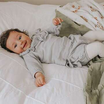 IVY & EVER Organic Cotton Baby Swaddle Blankets