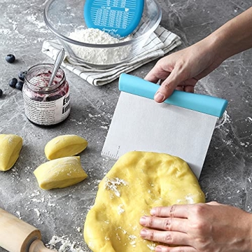 Premium Spring Chef Bench Scraper for Easy Cooking Tasks