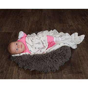 Momo Bebe Muslin Baby Swaddle Blankets - 4 Pack Large 47x47 inch Cotton Swaddles - White Grey Chevron Polka Dot Arrow - Soft Breathable Comfortable Durable - Nursery Shower Gift Set Unisex Neutral