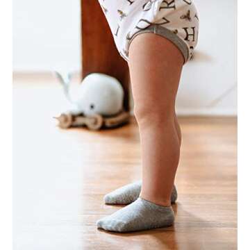 Burt's Bees Baby Baby Socks Ankle or Crew Height Made with Soft Organic Cotton - 6 Packs With Non-Slip Grips for Babies and Newborn Babies Heather Grey/White 4-5T