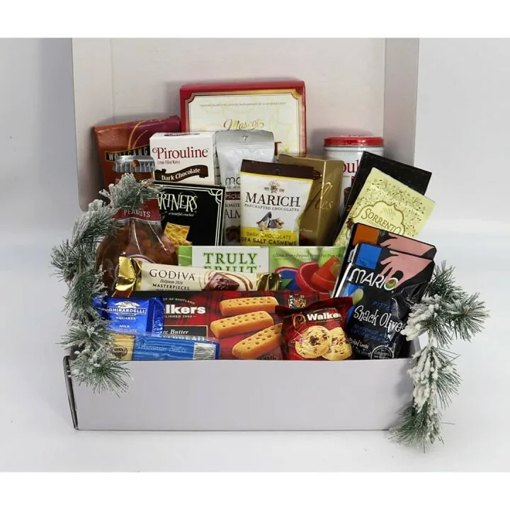 Large Hanukkah Gift Basket with Sweets & Treats