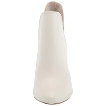 Steve Madden Women's Rookie Fashion Boot in White Leather