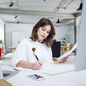 Sunflower Badge Reels Retractable with Clip, Id Badge Holders Cute, Student Retractable 360° Buckle Badge Card Name Hanging Key Chain for Nurses Work Teacher Women
