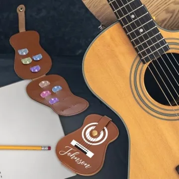 Personalized Leather Guitar Picks Holder – 18 Slots