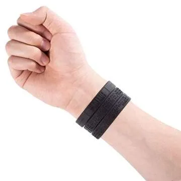 Sainstone Faith Bigger Than Fear - Motivational Quotes Silicone Bracelets with Inspirational Bible Verses- Joshua 1:9 - Religious Wristband Gift for Fight The Epidemic Contagion for Men Women (3-Pack)