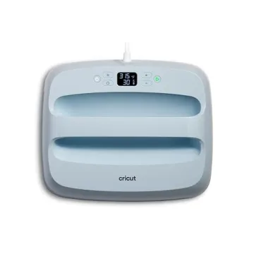 Cricut EasyPress 3 Smart Heat Press for T-shirts and More
