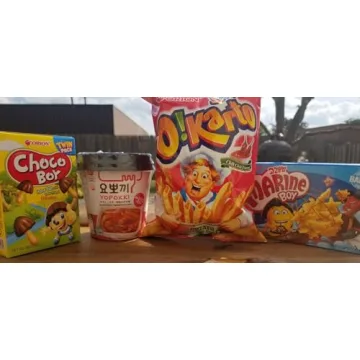 Delight in Korean Snacks with KOREAN PREMIUM SNACK BOX