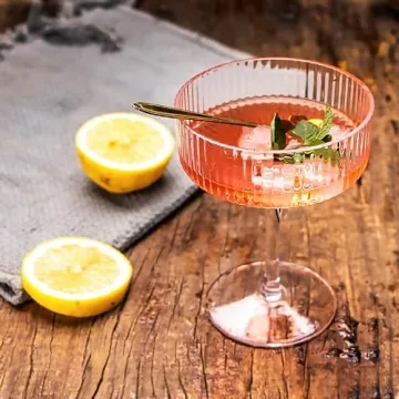 Montex Vintage Cocktail Glasses - Perfect for Cocktails